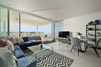 f8556c18e667f82d8141d37ac4b9c2ce - 3