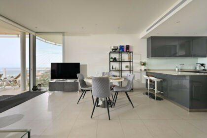 f8556c18e667f82d8141d37ac4b9c2ce - 6