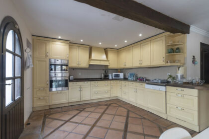 f89c707ecab5105289d0d5d402798073 - 9