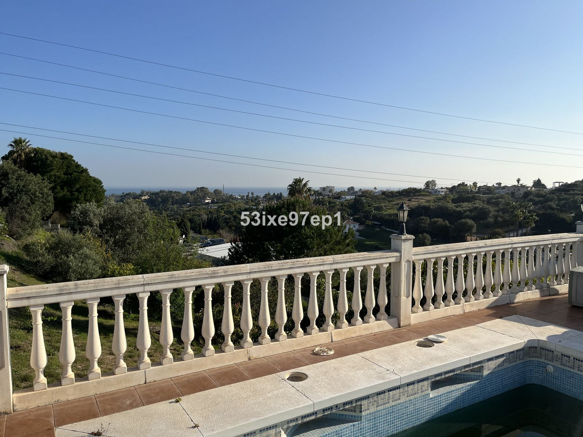 f8bcbd36faa5eeba1057a1cef520ab1a - 1