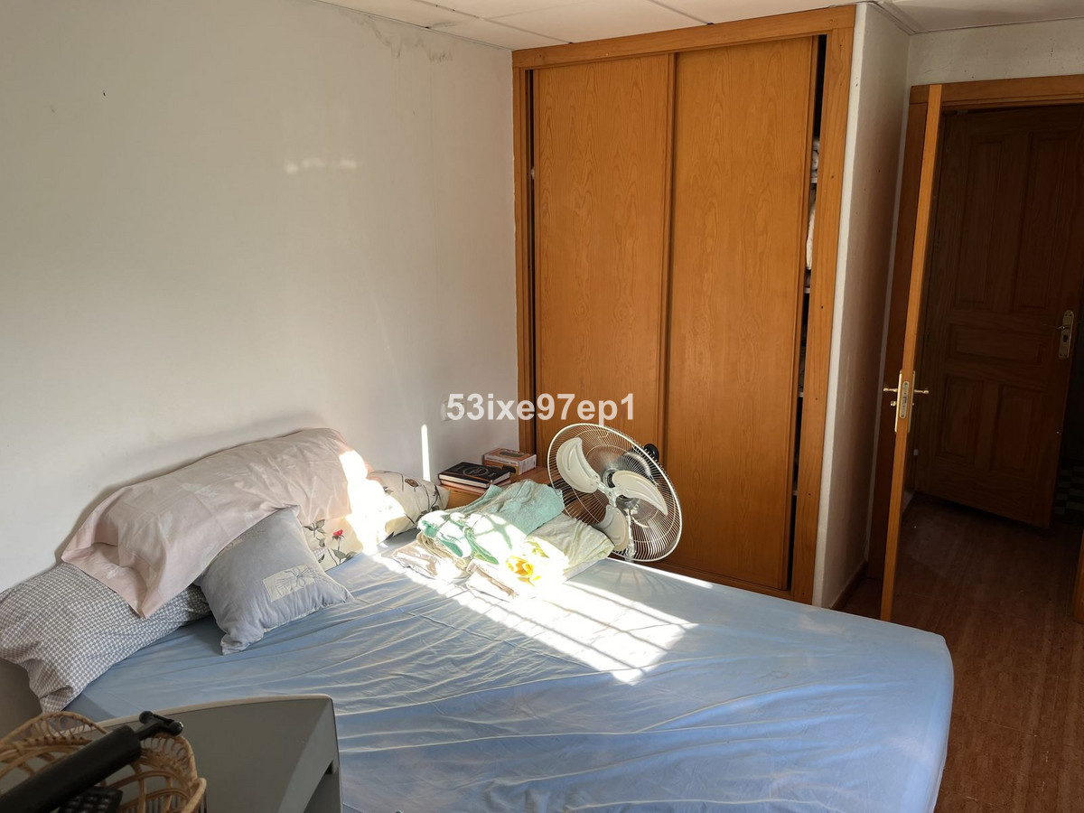 f8bcbd36faa5eeba1057a1cef520ab1a - 15