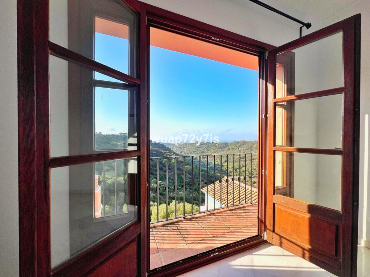 f9a2e9f01e37e08262a9936f8b35f5a8 - 15