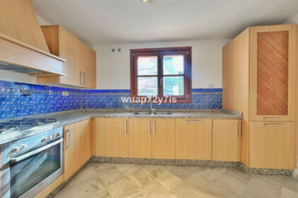 f9a2e9f01e37e08262a9936f8b35f5a8 - 19