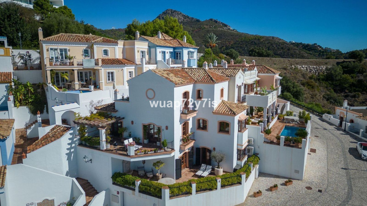 f9a2e9f01e37e08262a9936f8b35f5a8 - 2