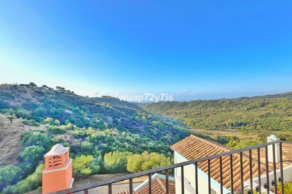 f9a2e9f01e37e08262a9936f8b35f5a8 - 20