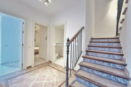 f9a2e9f01e37e08262a9936f8b35f5a8 - 21