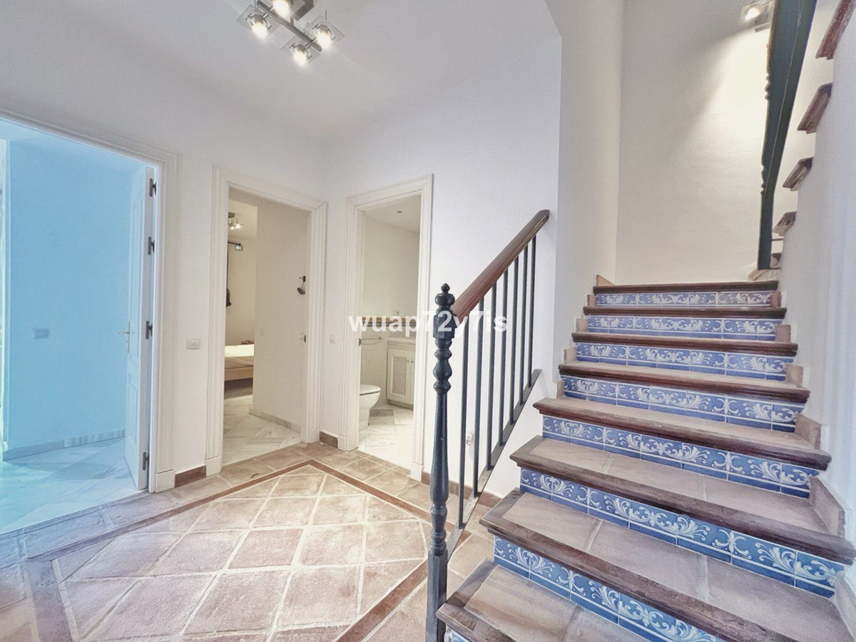 f9a2e9f01e37e08262a9936f8b35f5a8 - 21