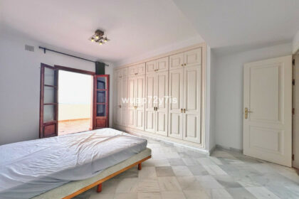 f9a2e9f01e37e08262a9936f8b35f5a8 - 22