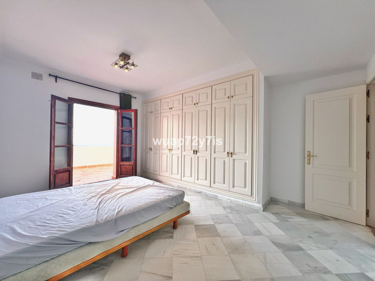 f9a2e9f01e37e08262a9936f8b35f5a8 - 22