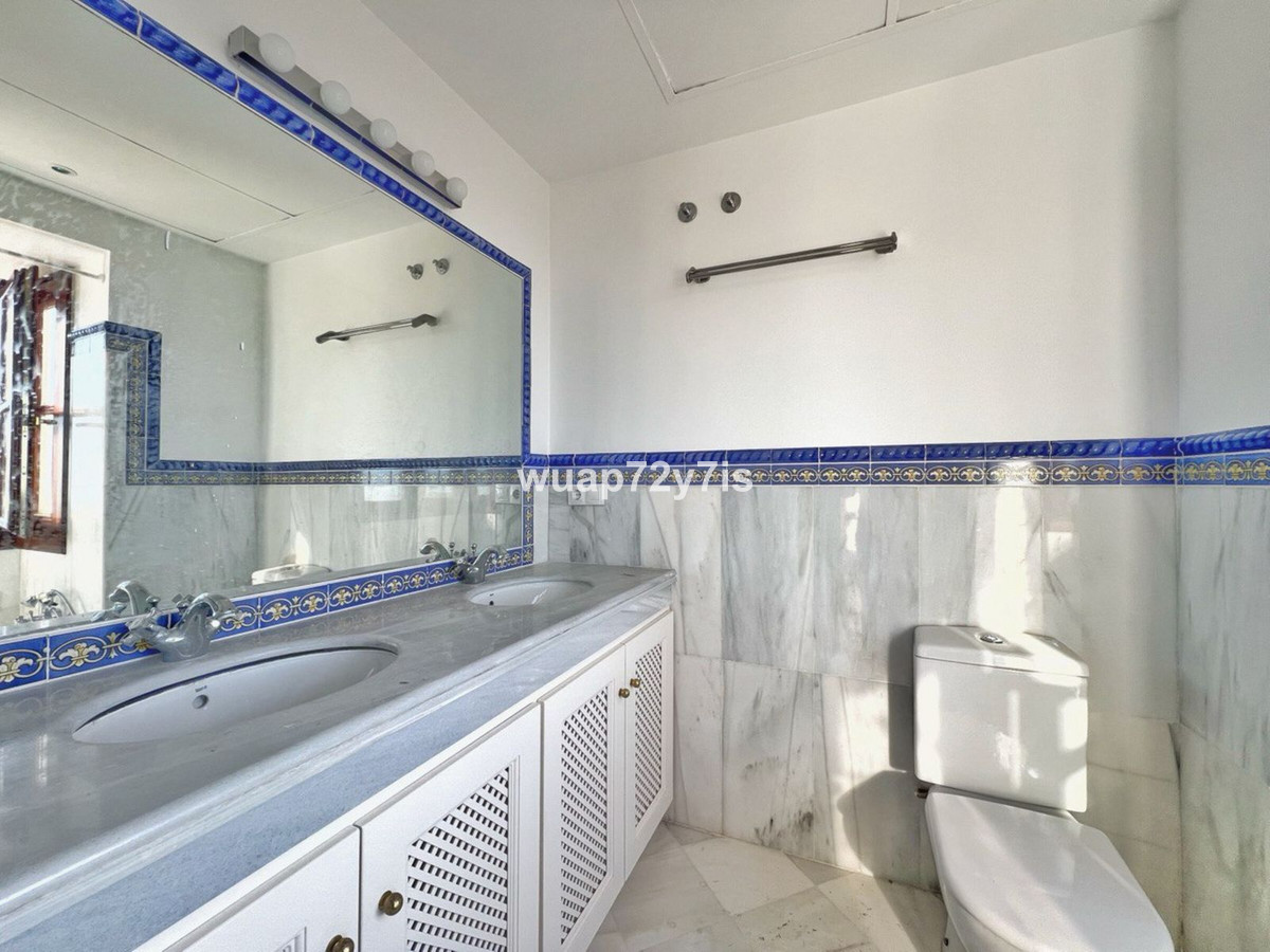 f9a2e9f01e37e08262a9936f8b35f5a8 - 27