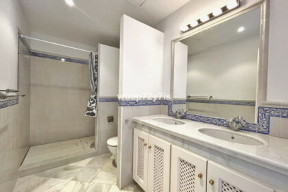 f9a2e9f01e37e08262a9936f8b35f5a8 - 28