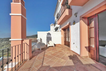 f9a2e9f01e37e08262a9936f8b35f5a8 - 30