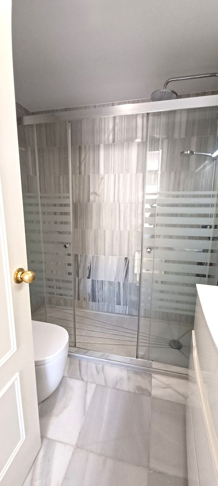 fd15cbd599a390bf179c1bb9be285634 - 24