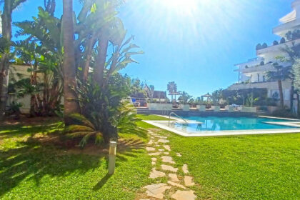 fd15cbd599a390bf179c1bb9be285634 - 29