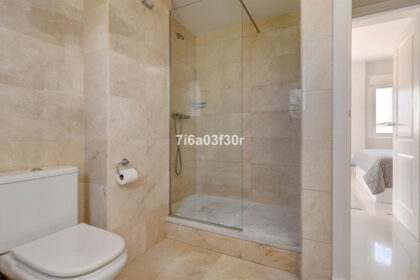 fdc814434f5dae5b19c1c8af5213a701 - 18