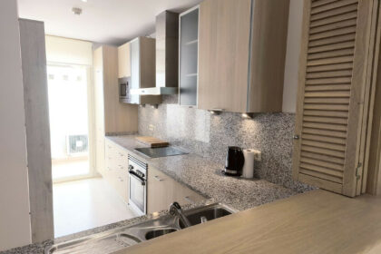 fff576383fb356bc14502c20f1b273c4 - 10