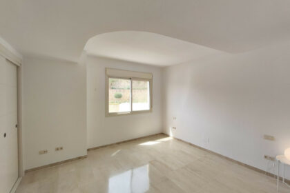 fff576383fb356bc14502c20f1b273c4 - 11