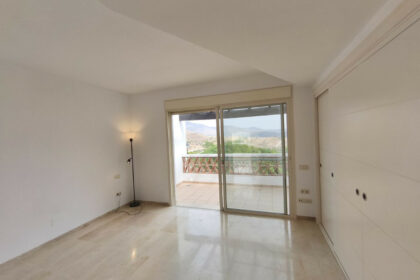 fff576383fb356bc14502c20f1b273c4 - 15