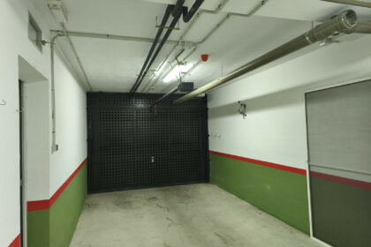 fff576383fb356bc14502c20f1b273c4 - 24