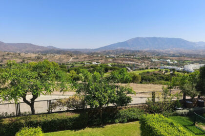 fff576383fb356bc14502c20f1b273c4 - 26