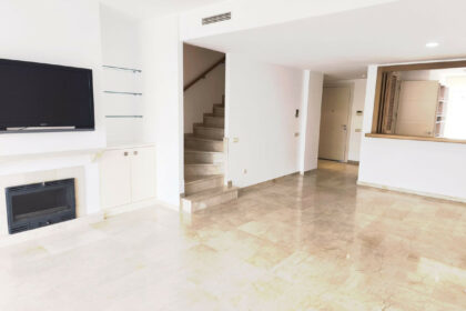 fff576383fb356bc14502c20f1b273c4 - 5