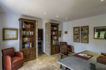 001174d970c318c69de10d50243906be - 13