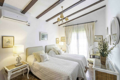 001174d970c318c69de10d50243906be - 19