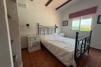 001174d970c318c69de10d50243906be - 25