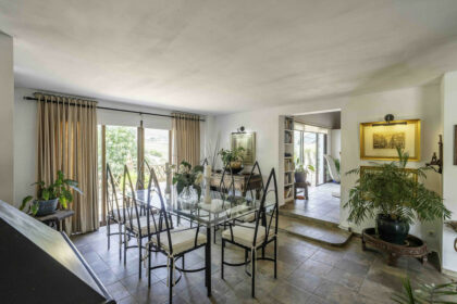 001174d970c318c69de10d50243906be - 9