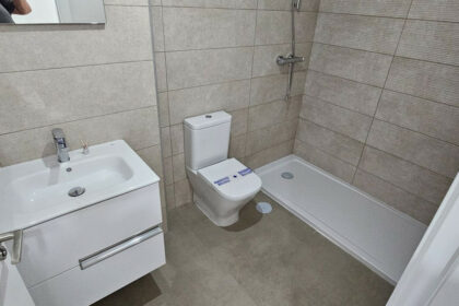 00ea22765e2d656a5c3af0015c9d7f74 - 18