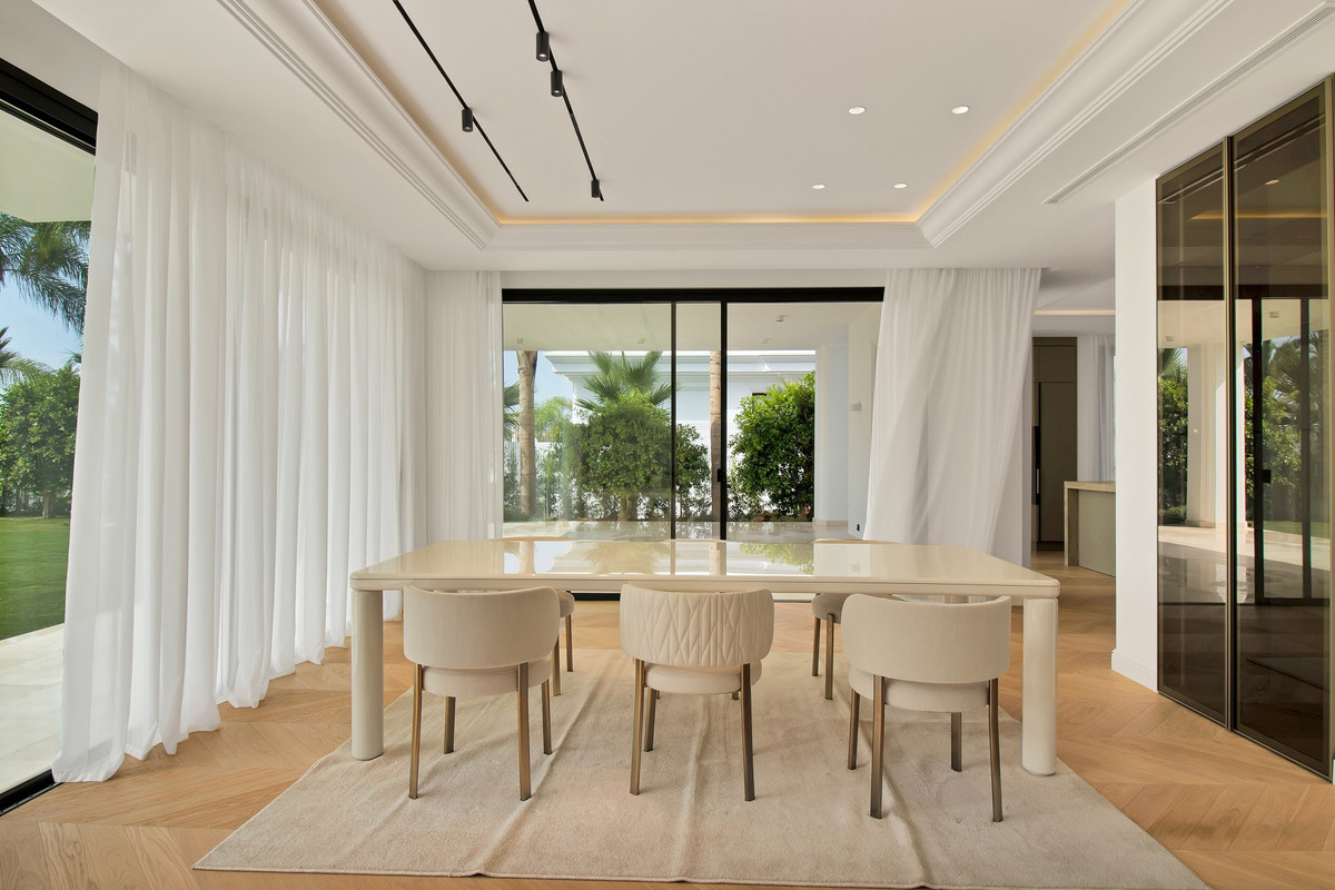 00fbf62dfe267c06792925339db8dfaf - 13