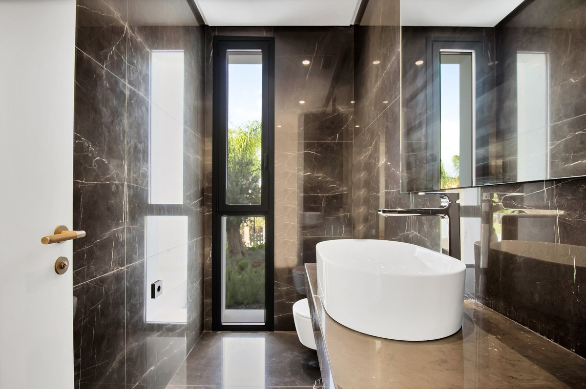 00fbf62dfe267c06792925339db8dfaf - 25