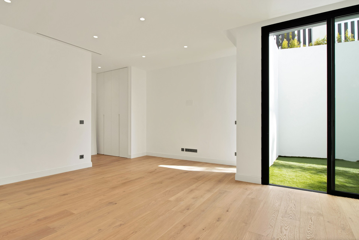 00fbf62dfe267c06792925339db8dfaf - 27