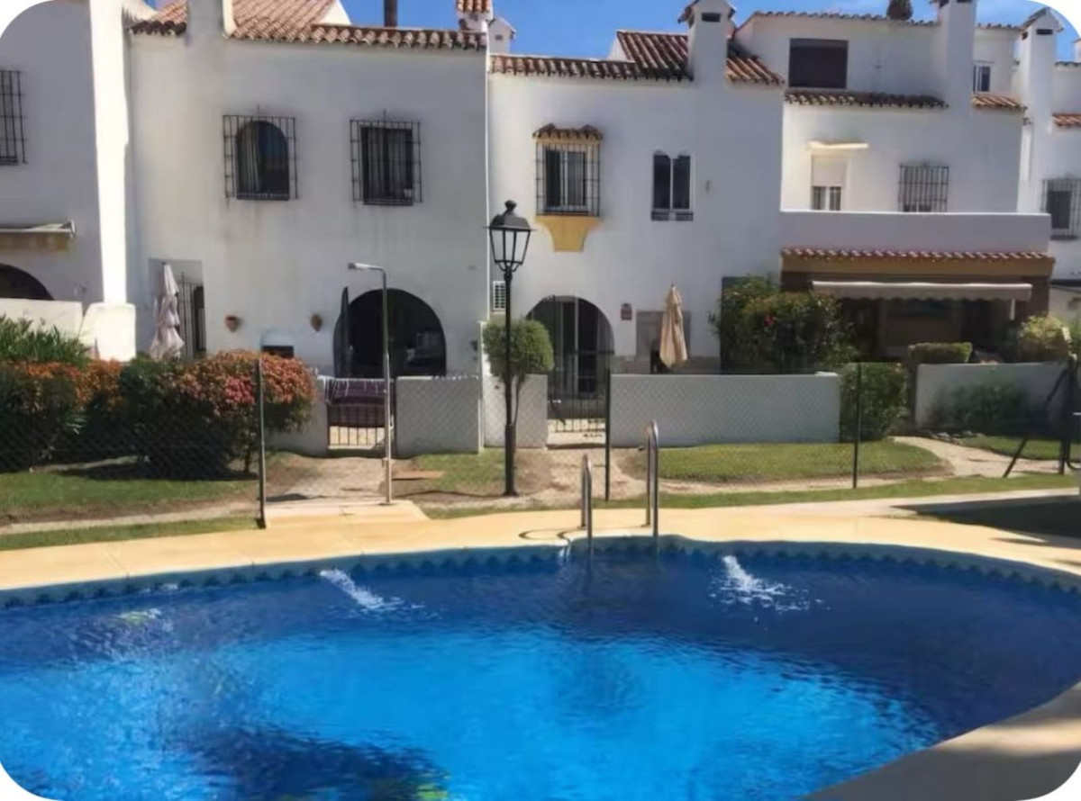 0108cd970c9900821f0c20aea592c1e3 - 26