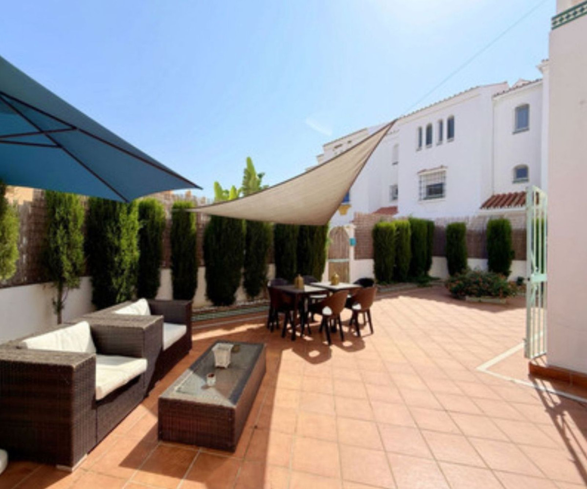 0108cd970c9900821f0c20aea592c1e3 - 35