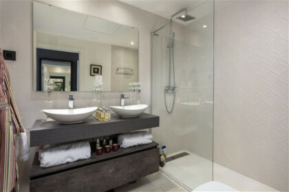 01549613a7ba5990c8e8b6615a0f4c9c - 27