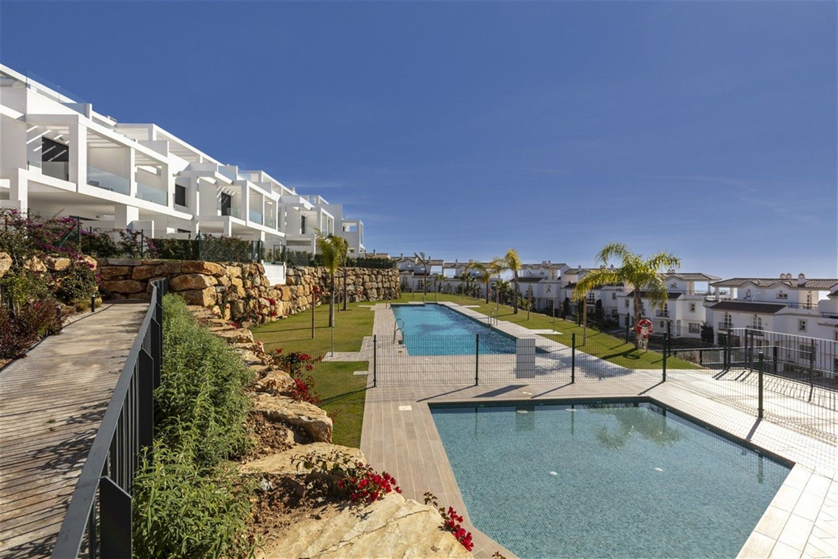 01549613a7ba5990c8e8b6615a0f4c9c - 48