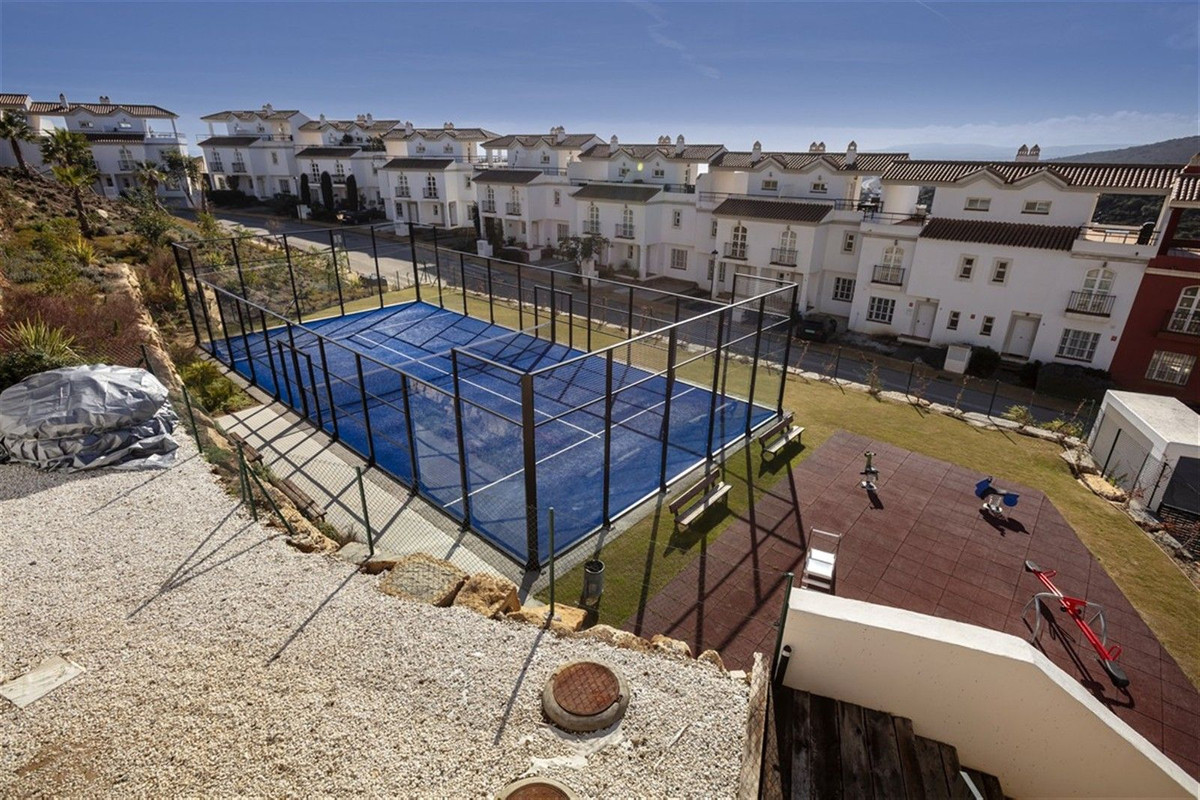 01549613a7ba5990c8e8b6615a0f4c9c - 51