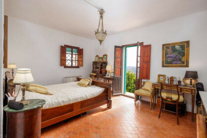 015c0431ddbbcd454668cd9c84e7c2ea - 19