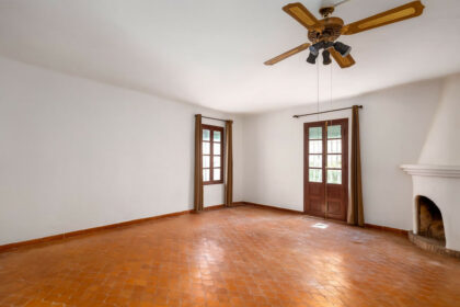 015c0431ddbbcd454668cd9c84e7c2ea - 24