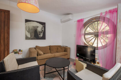 015c0431ddbbcd454668cd9c84e7c2ea - 37