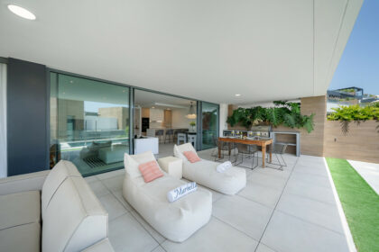 018d72c22077f01bb69074a03b52ae0a - 10