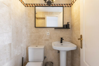 01e313546cdd5b287c2d53e2eec7fa45 - 13