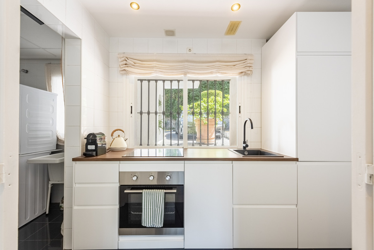 01e313546cdd5b287c2d53e2eec7fa45 - 8