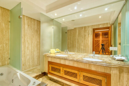 020bfa44ad1179906f5fea71541c0c21 - 23