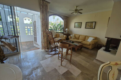 02480bcc5d6f96daa3b88c16c4334992 - 12