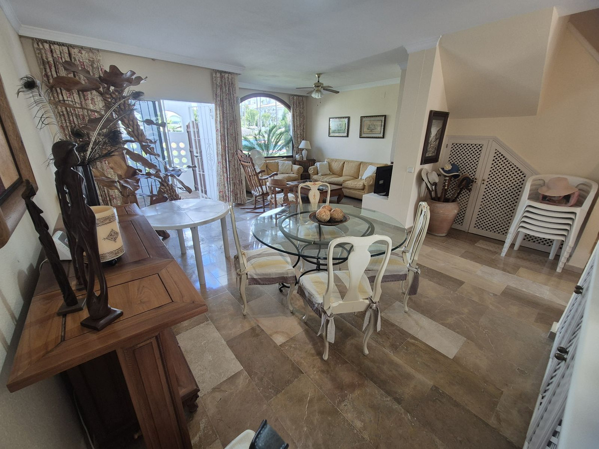 02480bcc5d6f96daa3b88c16c4334992 - 2