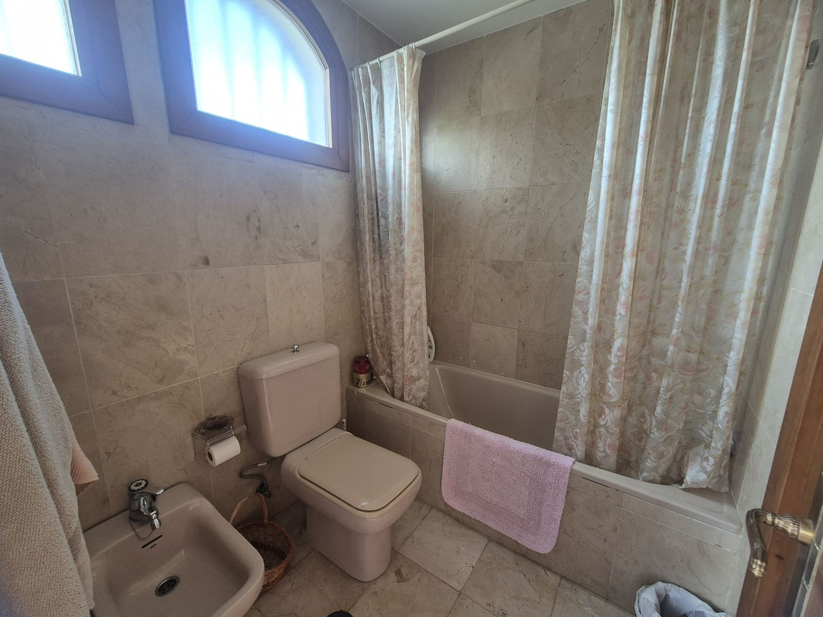 02480bcc5d6f96daa3b88c16c4334992 - 21