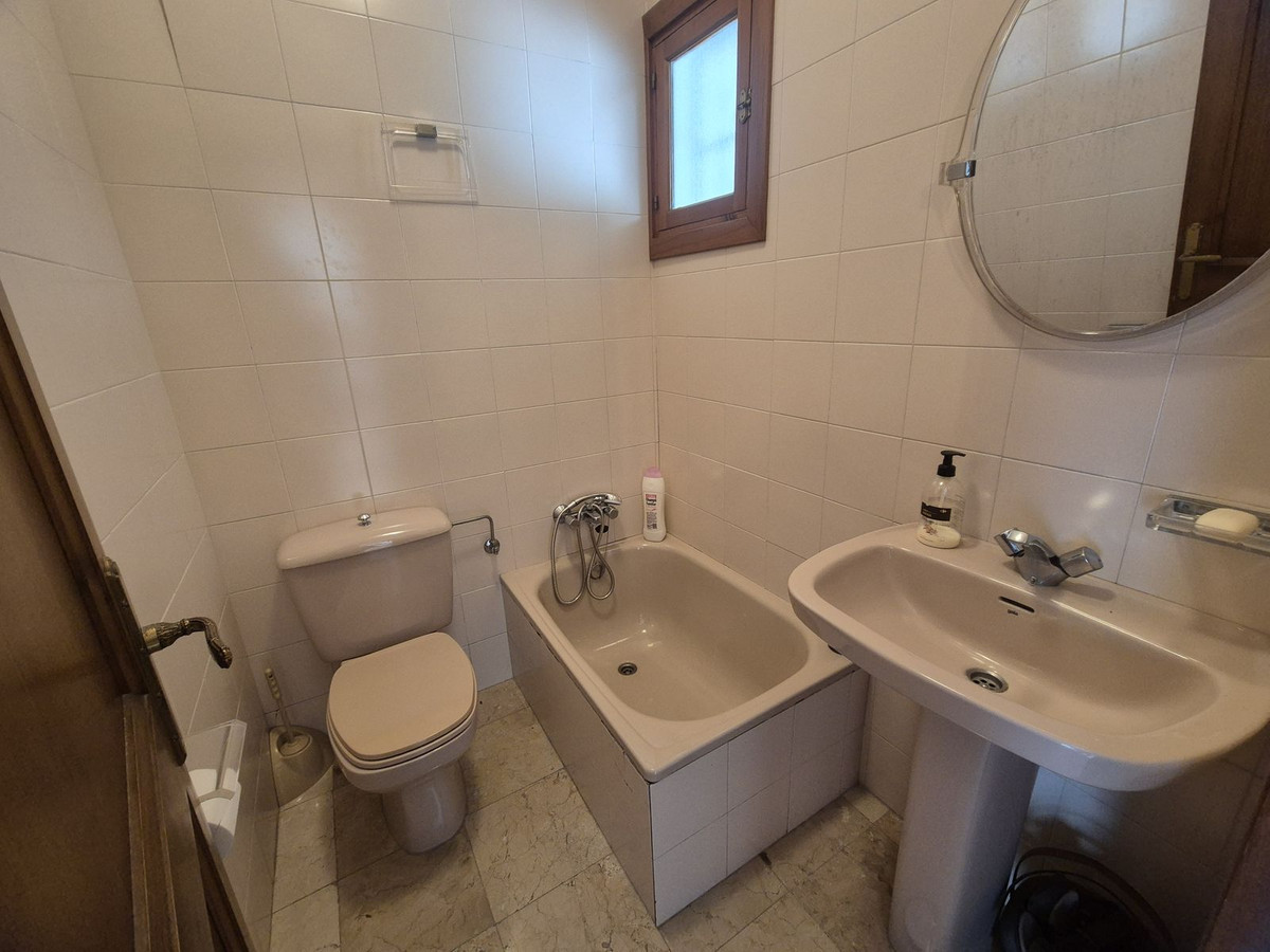 02480bcc5d6f96daa3b88c16c4334992 - 23