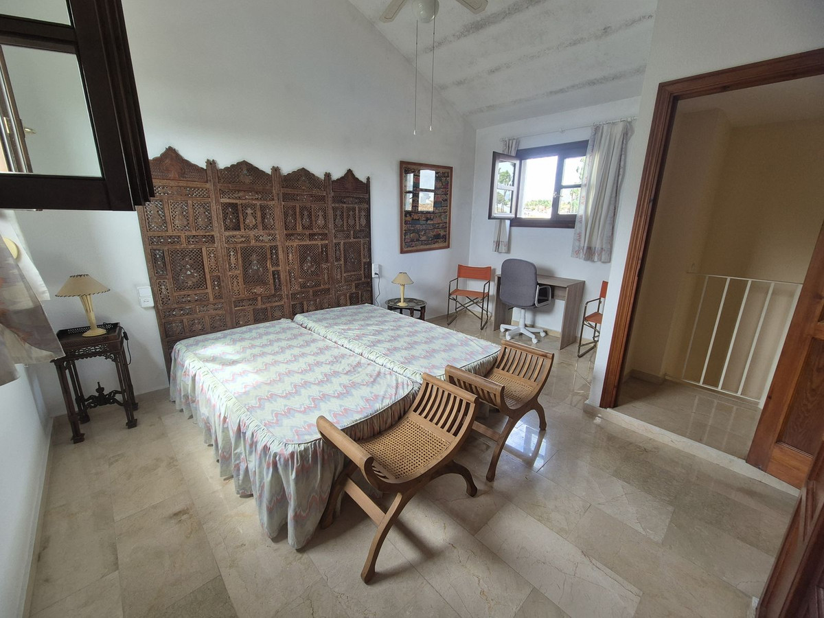 02480bcc5d6f96daa3b88c16c4334992 - 3